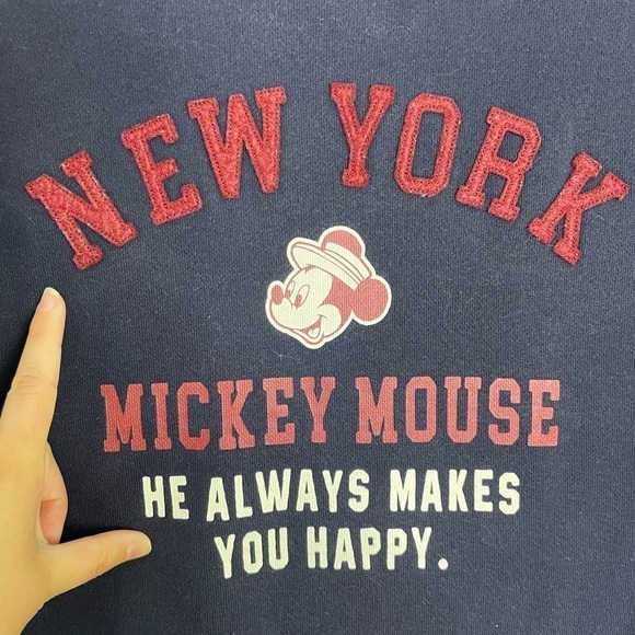 Uniqlo X Disney graphic sweatshirt dress - Picture 6 of 7